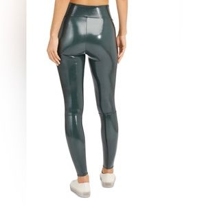 Spanx Green Faux Patent Leather Leggings NWT XS